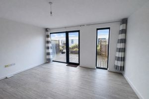 Photo 17- click for photo gallery